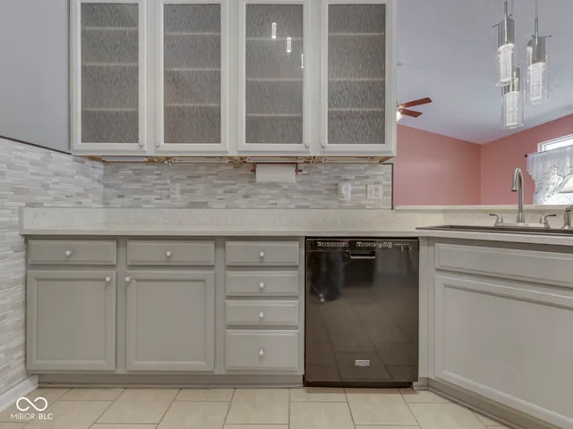 $425,000 | 12774 Raiders Boulevard, Fishers, IN 46037