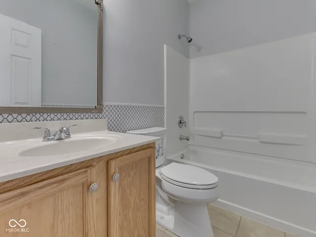 $425,000 | 12774 Raiders Boulevard, Fishers, IN 46037