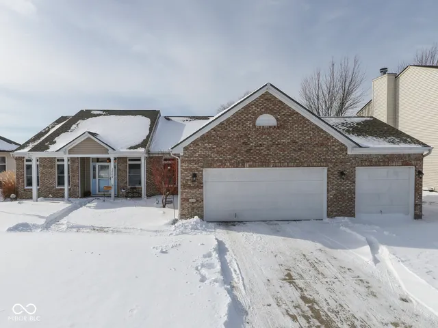 $425,000 | 12774 Raiders Boulevard, Fishers, IN 46037
