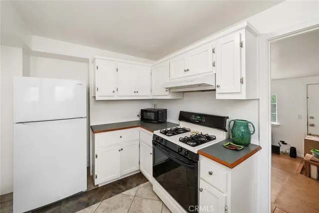 $1,450,000 | 19401980 Main Street, Cambria, CA 93428