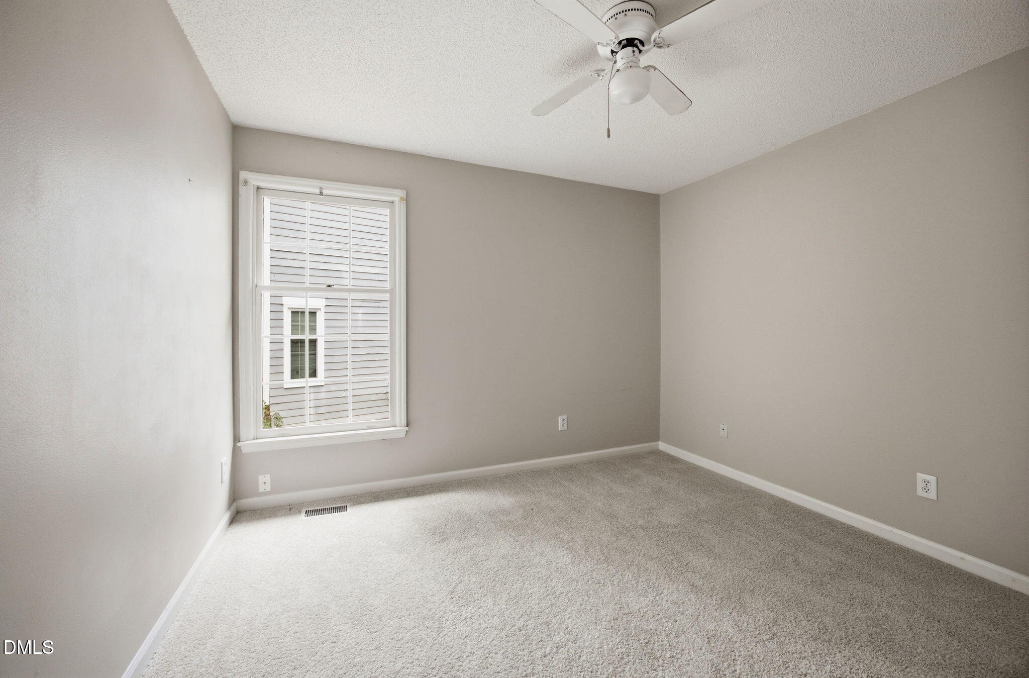 11113 North Radner Way Raleigh, NC 27613 - Photo 18 of 24 25-web-or-mls-IMG_3924