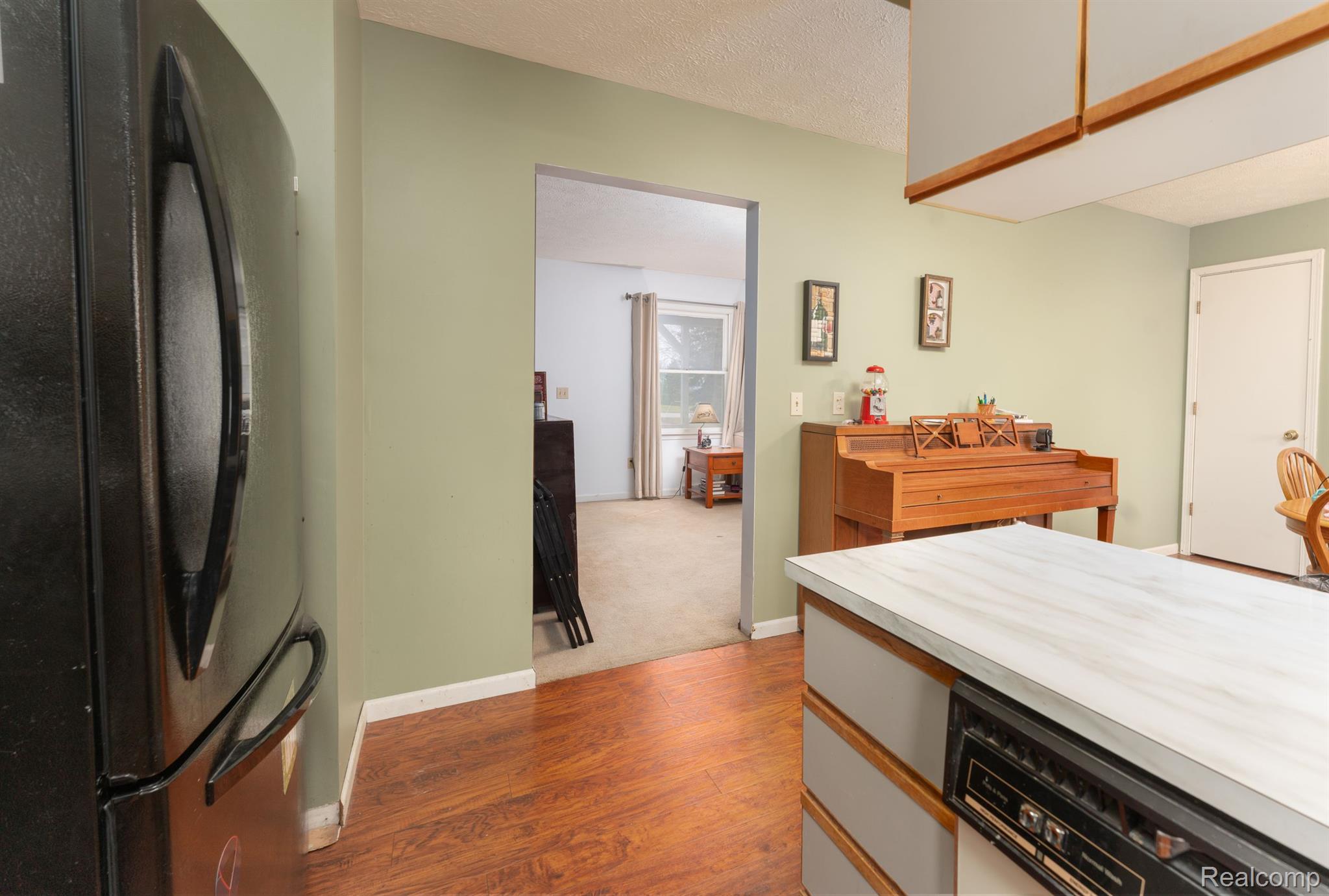 4745 Stow Road Fowlerville, MI 48836 - Photo 8 of 27 Gallery Image 8