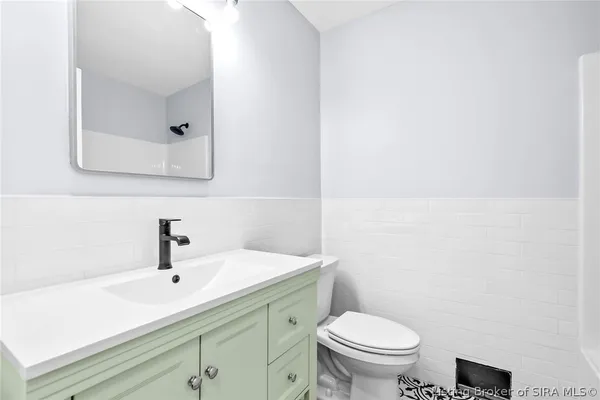 $275,000 | 2260 Lone Acres Drive Northeast, New Salisbury, IN 47161