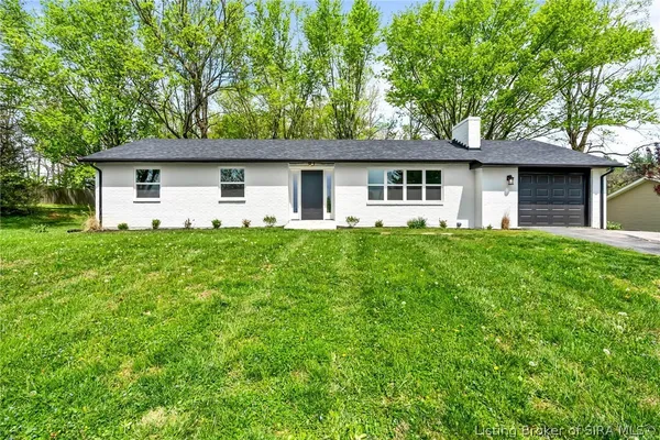 $275,000 | 2260 Lone Acres Drive Northeast, New Salisbury, IN 47161