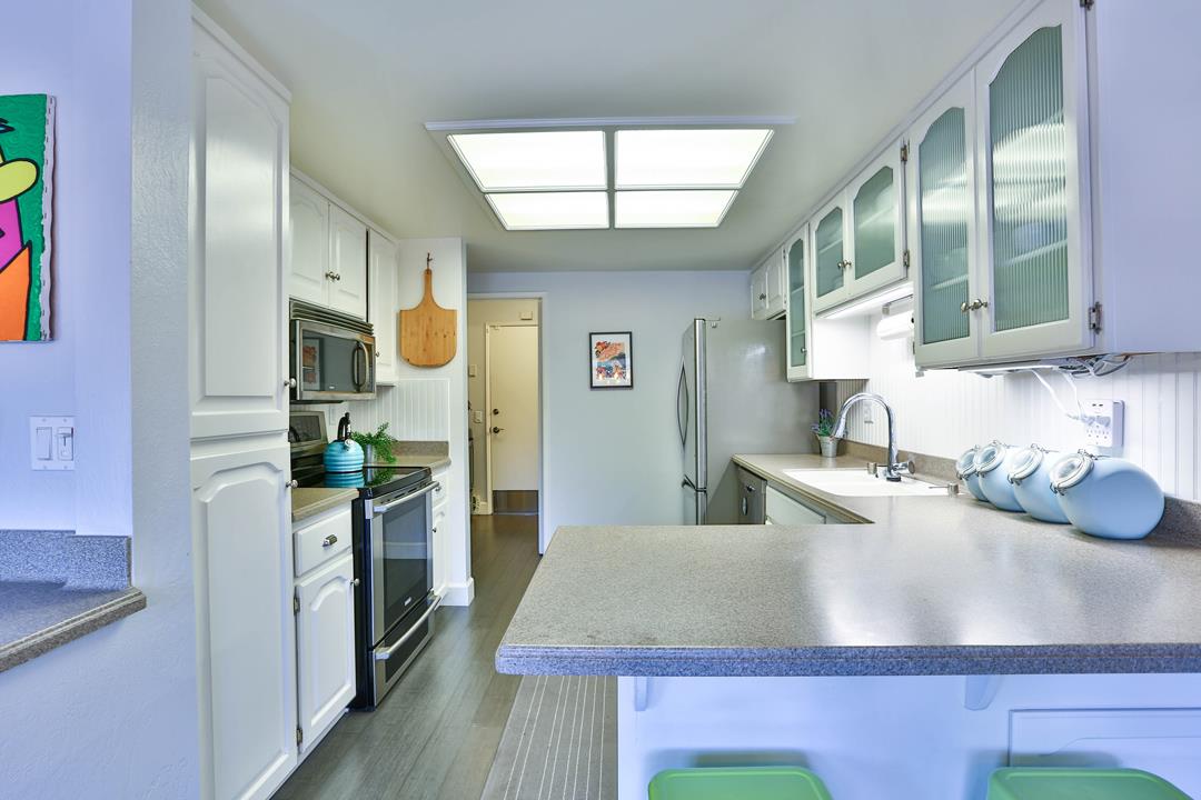 353 West Rincon Avenue, Unit C Campbell, CA 95008 - Photo 8 of 34 Gallery Image 8