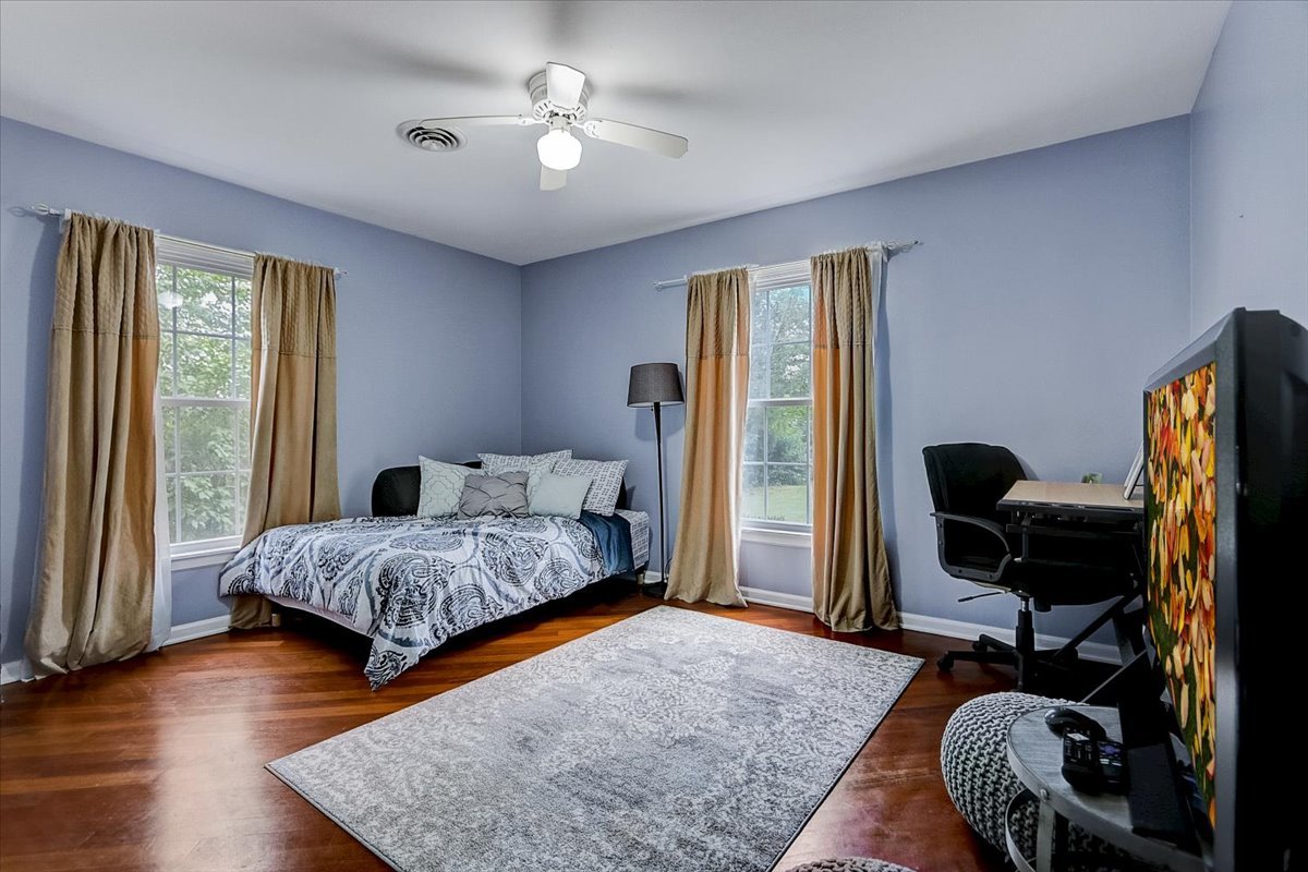 1705 West Roosevelt Road Wheaton, IL 60187 - Photo 19 of 33