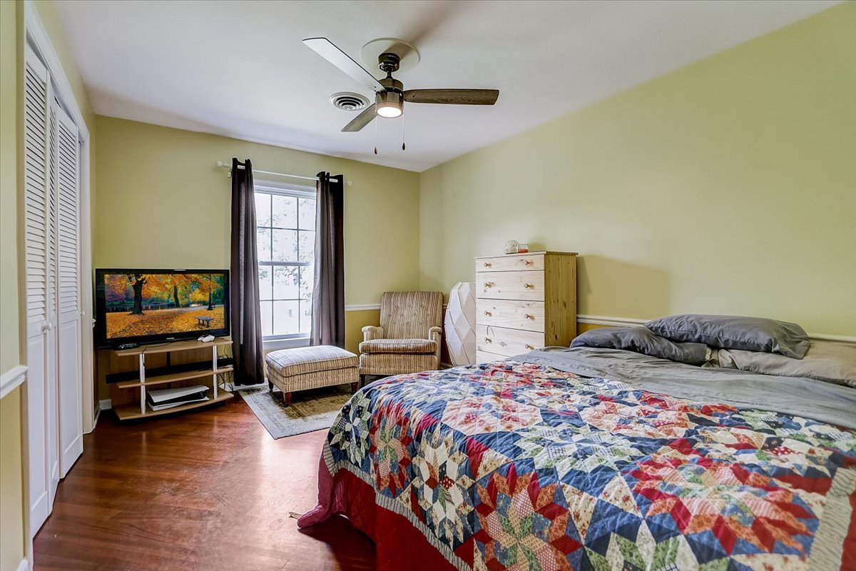 1705 West Roosevelt Road Wheaton, IL 60187 - Photo 21 of 33