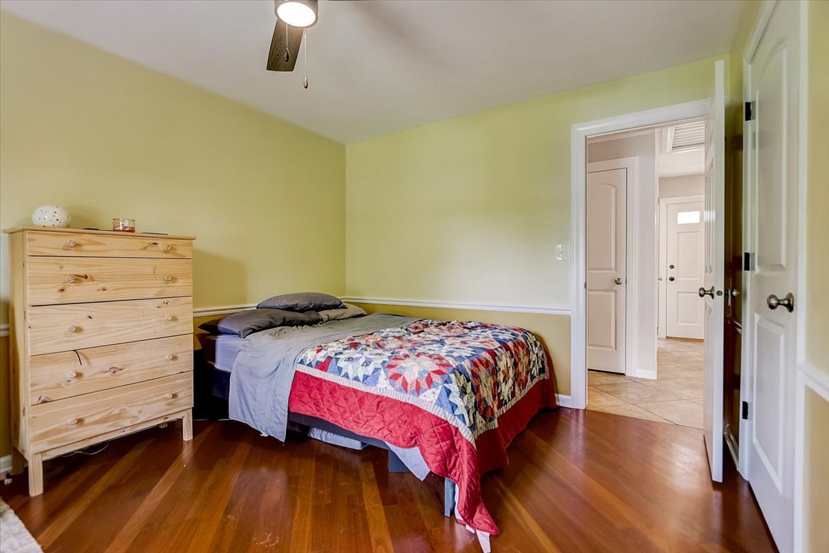 1705 West Roosevelt Road Wheaton, IL 60187 - Photo 22 of 33