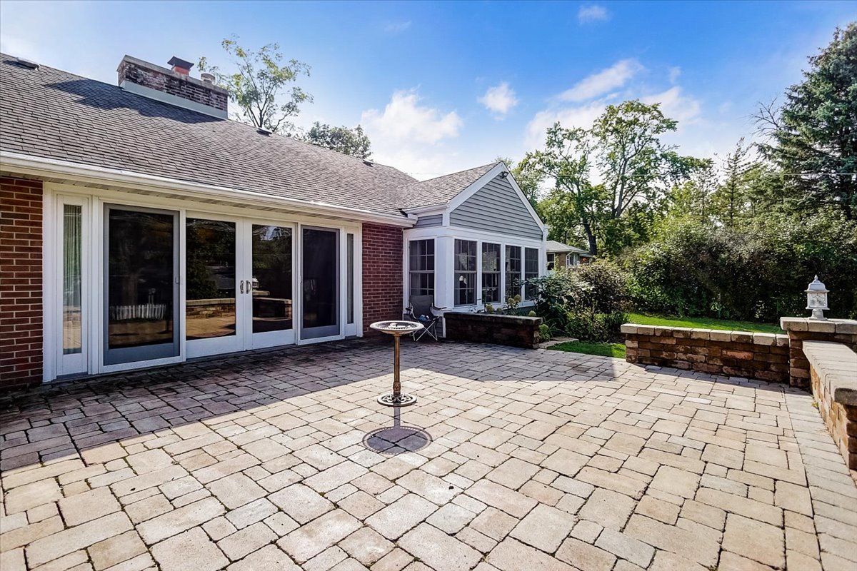 1705 West Roosevelt Road Wheaton, IL 60187 - Photo 24 of 33