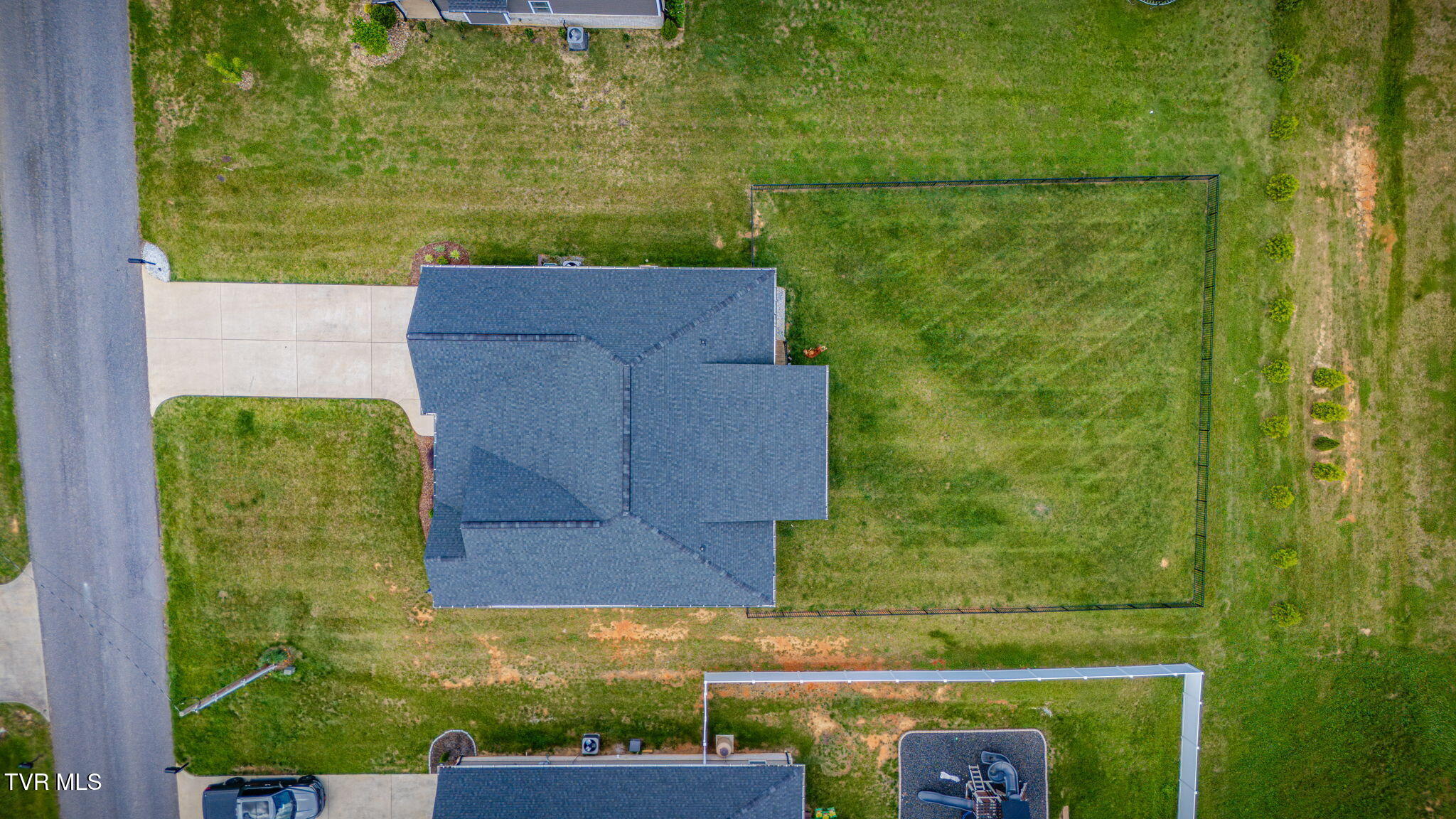 122 Bob Ford Road Jonesborough, TN 37659 - Photo 4 of 36 105
