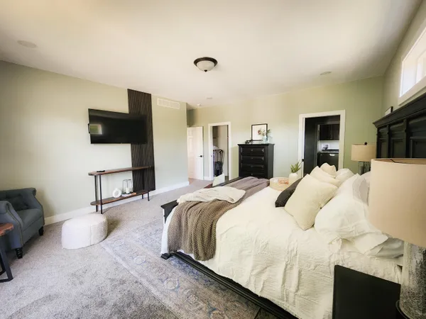$299,900 | 237 Glei Court, Hillsdale, MI 49242