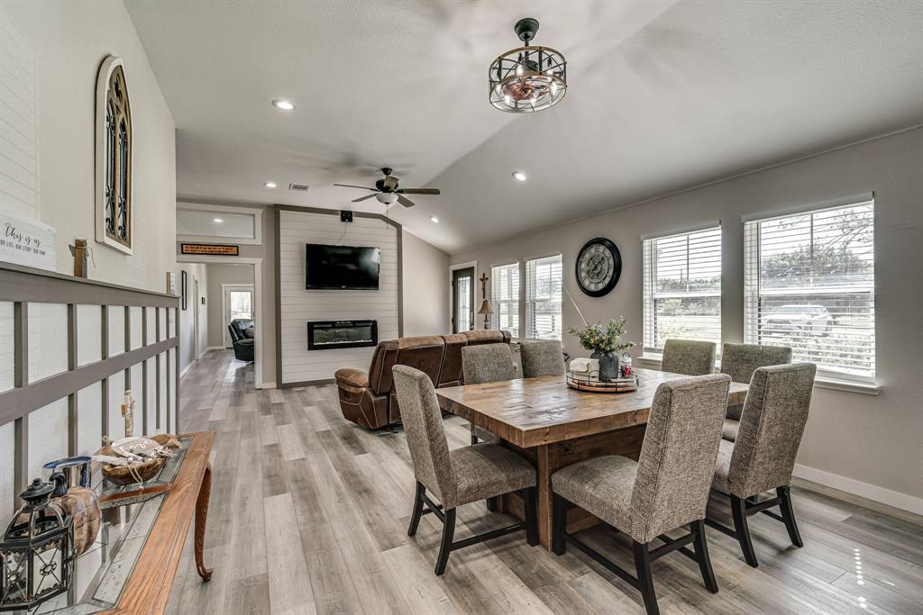 205 Newman Road Ennis, TX 75119 - Photo 5 of 30