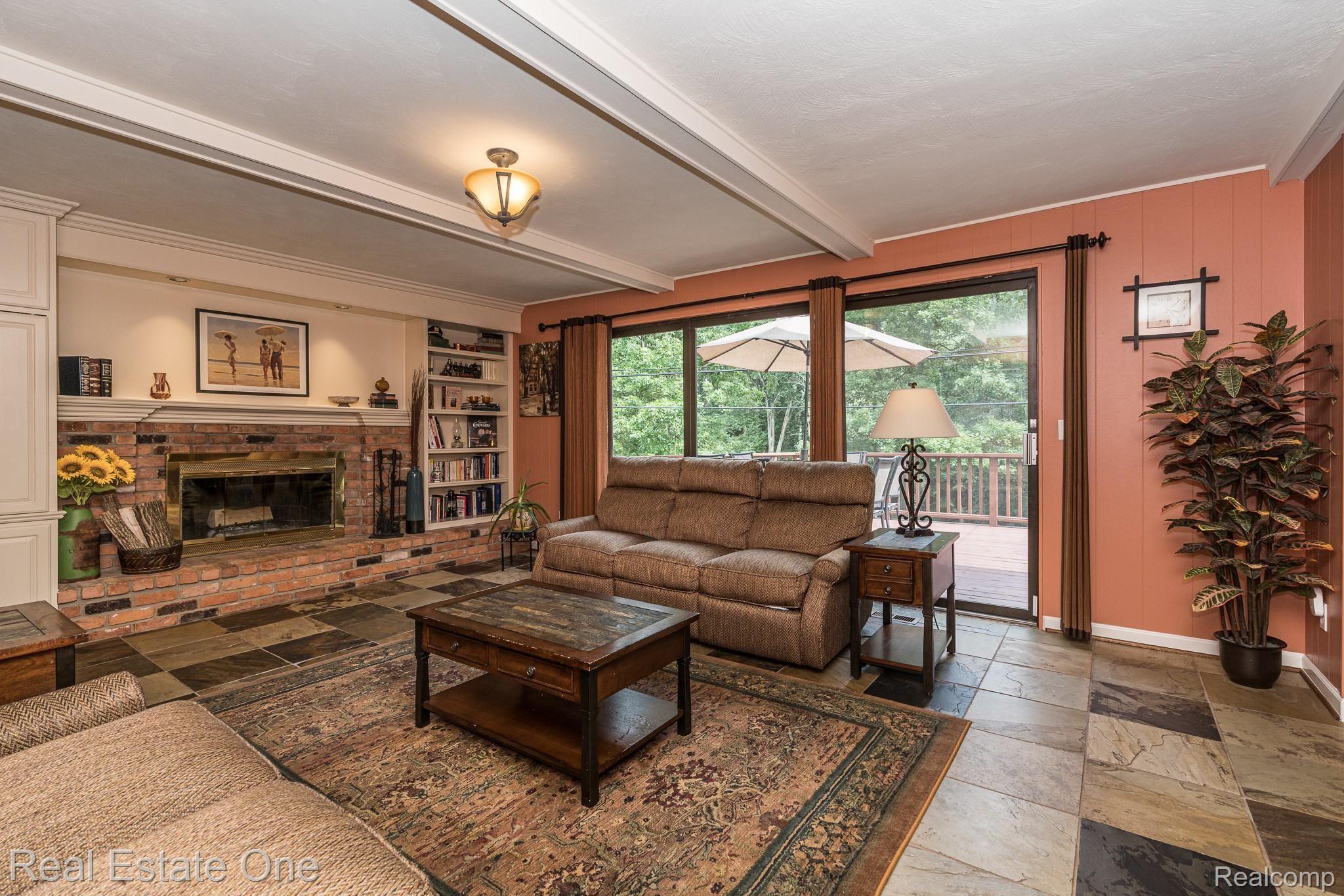 763 Birch Tree Lane Rochester, MI 48306 - Photo 21 of 44 763 Birch Tree MLS-W055.jpg