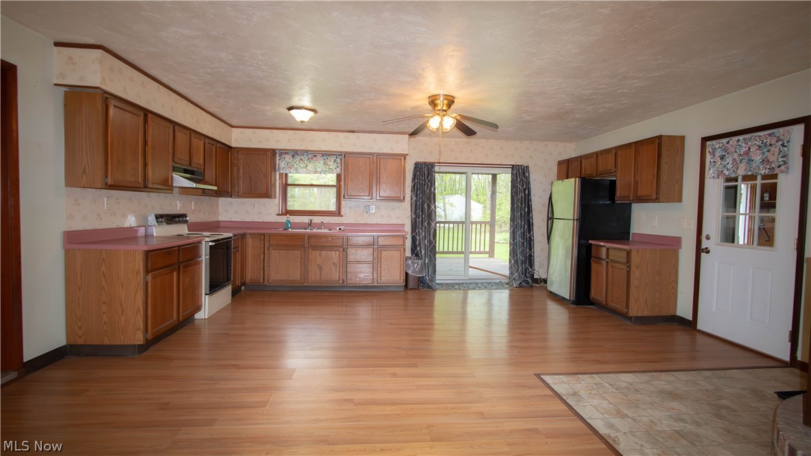21193 Gore Orphanage Road Wellington, OH 44090 - Photo 4 of 22