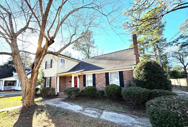 $319,999 | 116 South 2nd Avenue, Lake City, SC 29560