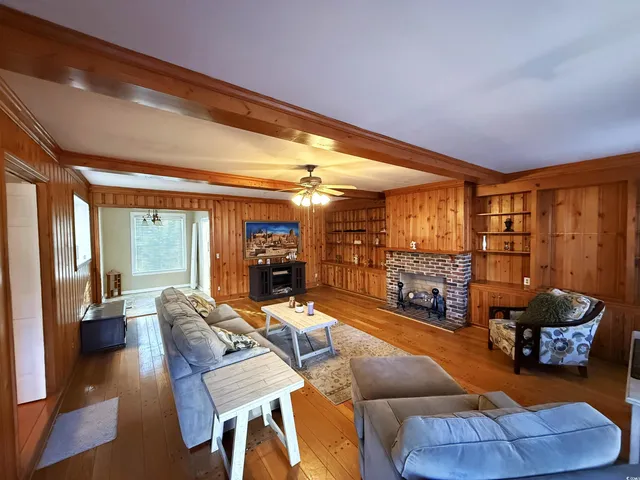 $319,999 | 116 South 2nd Avenue, Lake City, SC 29560