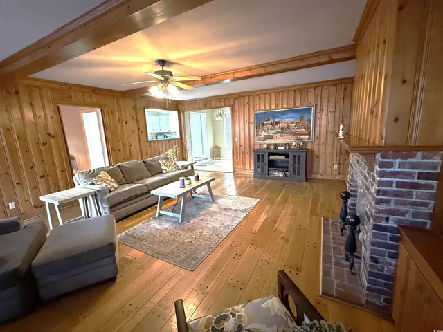 $319,999 | 116 South 2nd Avenue, Lake City, SC 29560