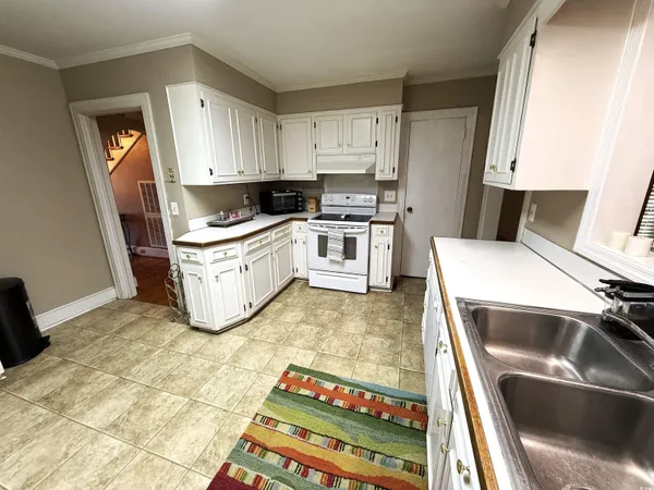 $299,000 | 116 South 2nd Avenue, Lake City, SC 29560