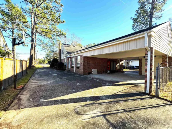 $299,000 | 116 South 2nd Avenue, Lake City, SC 29560