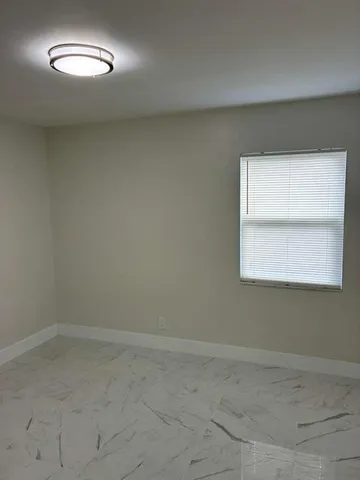 $5,500 | 7104 Northwest 38th Manor, Coral Springs, FL 33065
