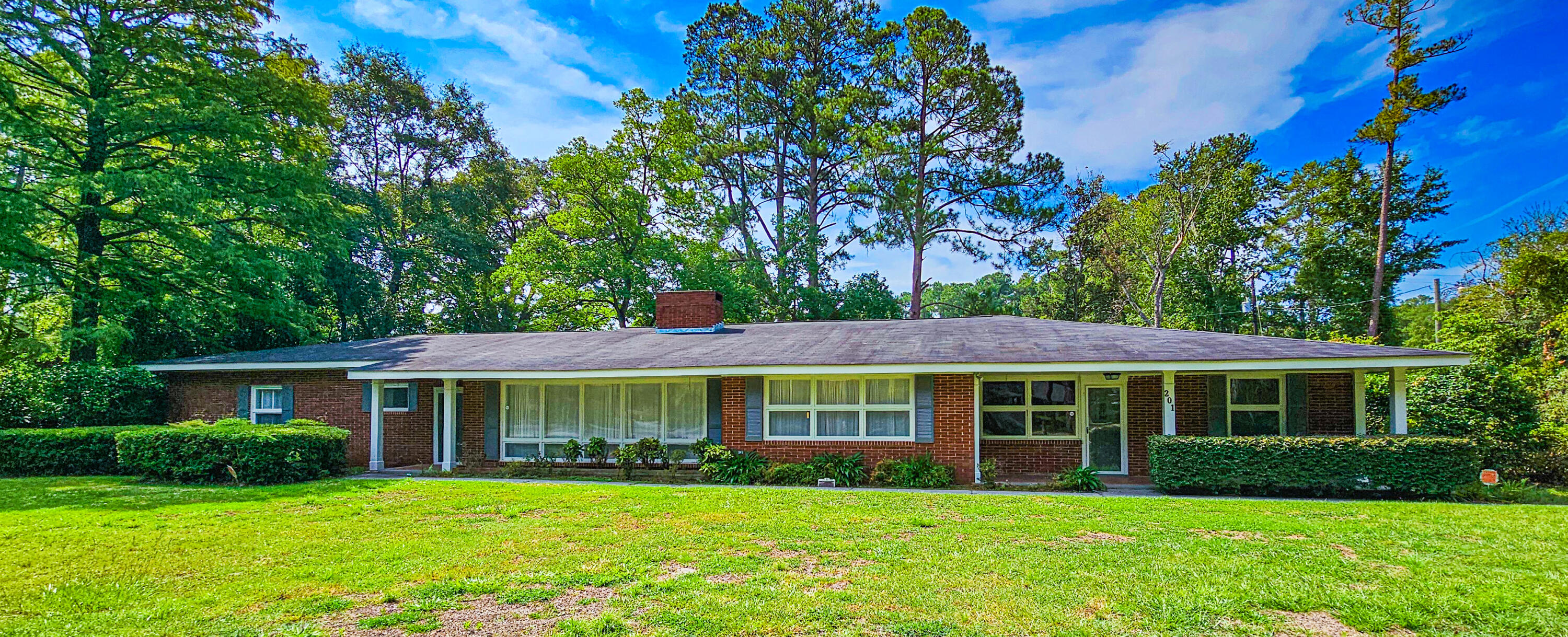 201 Overhill Road Walterboro, SC 29488 - Photo 1 of 75 20260825_110051