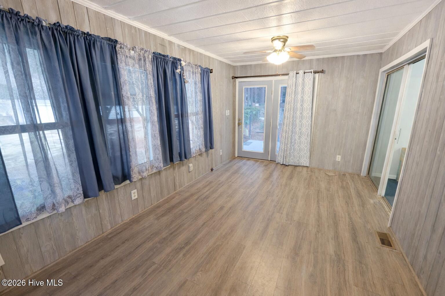 1335 North Ridge Street Southern Pines, NC 28387 - Photo 14 of 19 Sunroom off of Primary