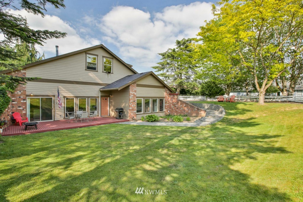 8360 Double Ditch Road Lynden, WA 98264 - Photo 2 of 25 Gallery Image 2