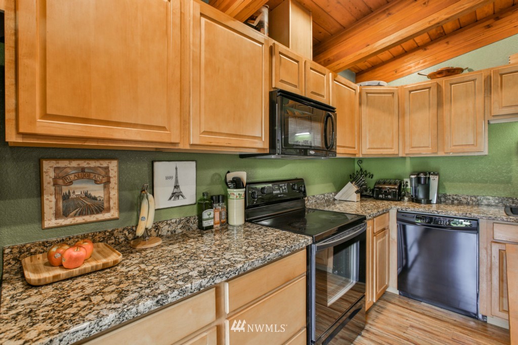 8360 Double Ditch Road Lynden, WA 98264 - Photo 11 of 25 Gallery Image 11