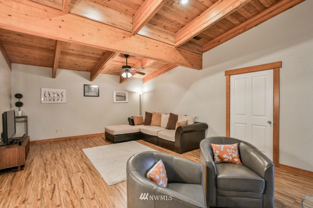 8360 Double Ditch Road Lynden, WA 98264 - Photo 14 of 25 Gallery Image 14