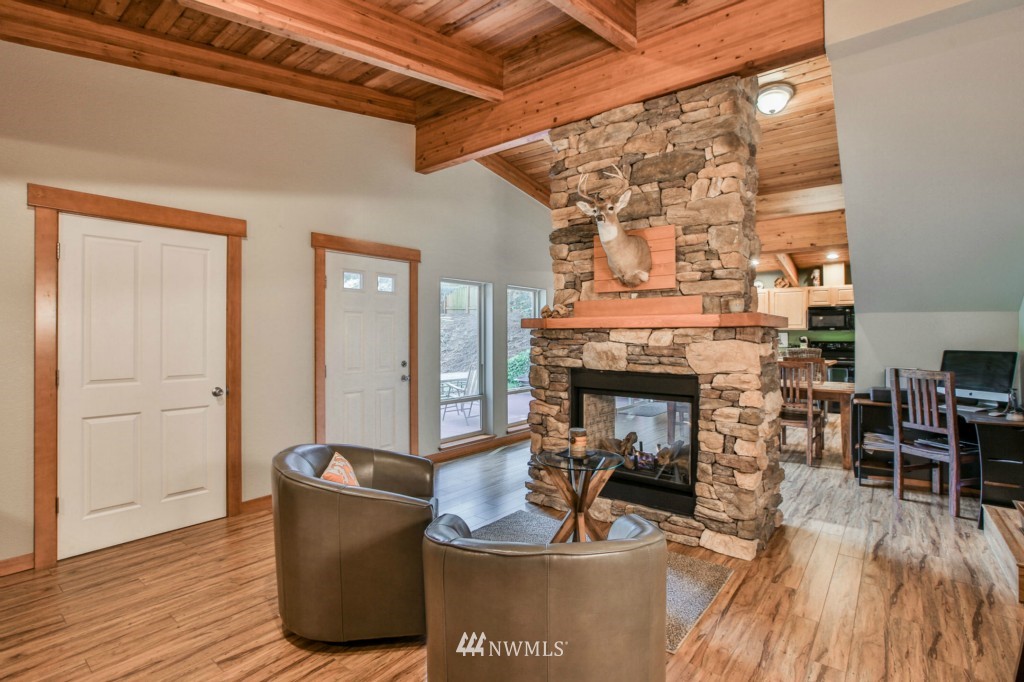 8360 Double Ditch Road Lynden, WA 98264 - Photo 15 of 25 Gallery Image 15
