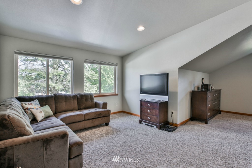 8360 Double Ditch Road Lynden, WA 98264 - Photo 23 of 25 Gallery Image 23