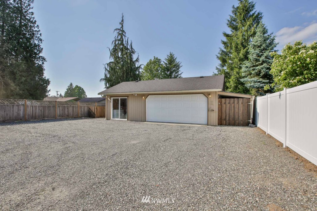 8360 Double Ditch Road Lynden, WA 98264 - Photo 24 of 25 Gallery Image 24