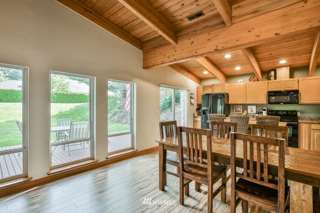 8360 Double Ditch Road Lynden, WA 98264 - Photo 8 of 25 Gallery Image 8
