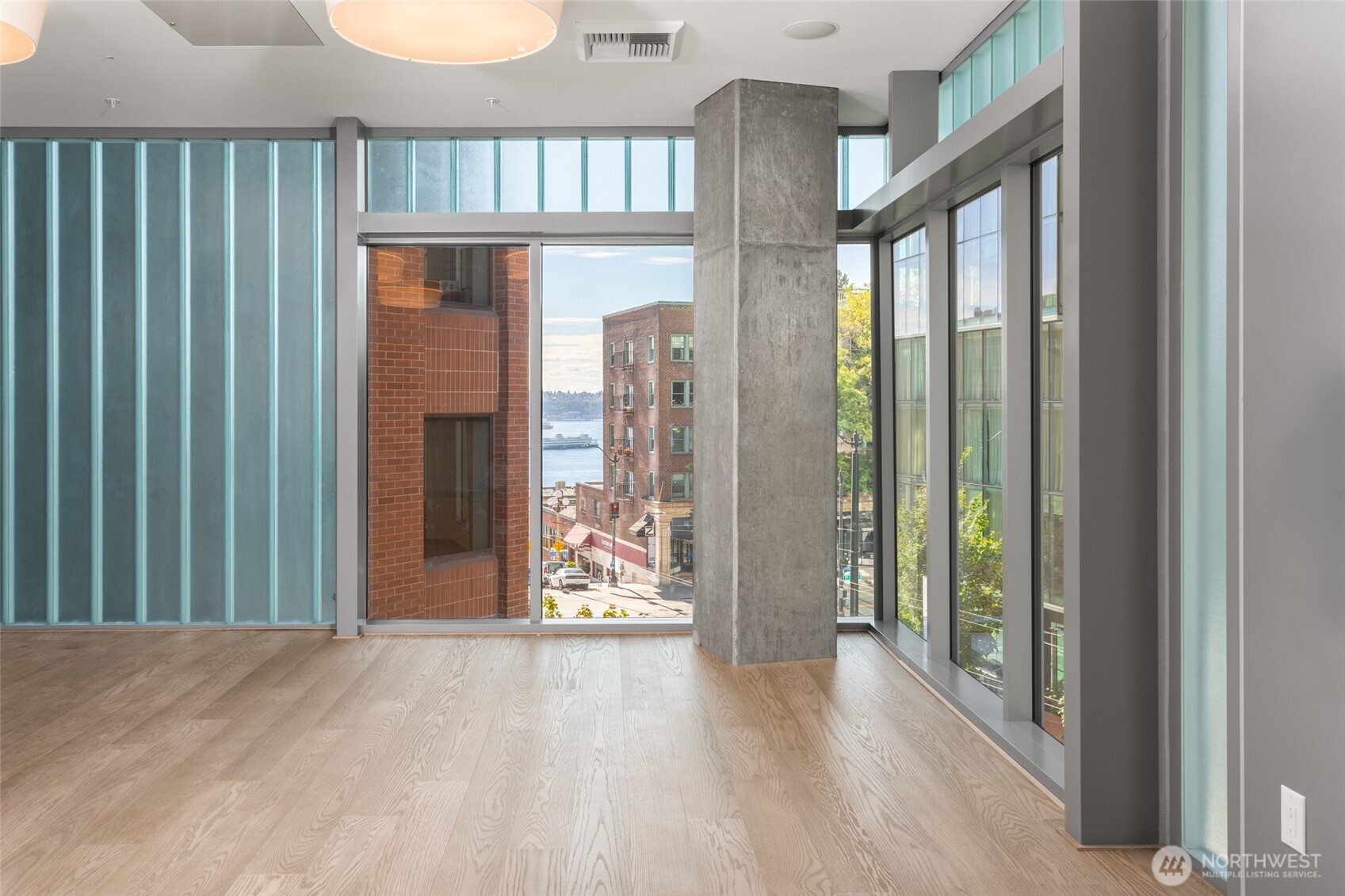 121 Stewart Street, Unit 1406 Seattle, WA 98101 - Photo 30 of 33