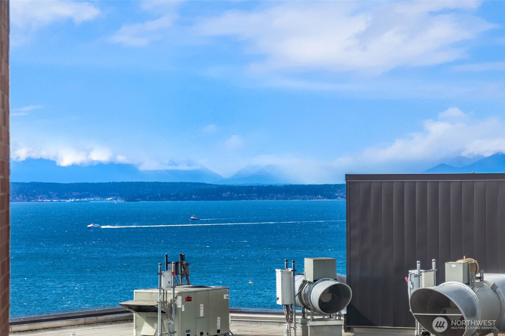 121 Stewart Street, Unit 1406 Seattle, WA 98101 - Photo 3 of 33