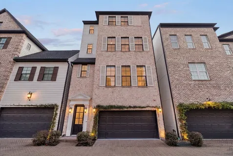 $829,000 | 1314 Hunters Meadow Lane, Houston, TX 77055