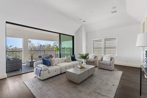 $829,000 | 1314 Hunters Meadow Lane, Houston, TX 77055