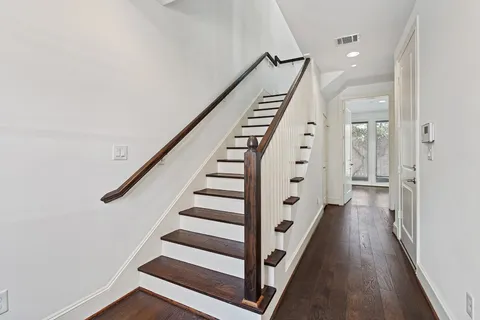 $829,000 | 1314 Hunters Meadow Lane, Houston, TX 77055