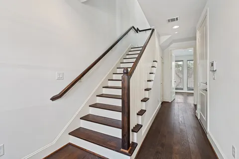 $829,000 | 1314 Hunters Meadow Lane, Houston, TX 77055