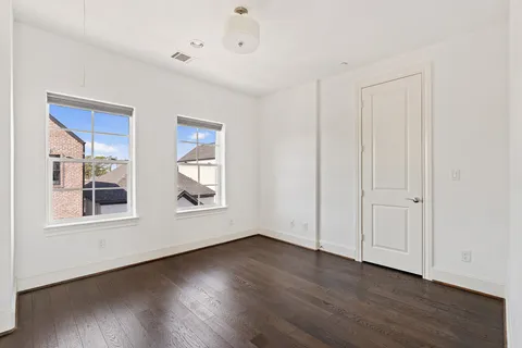 $829,000 | 1314 Hunters Meadow Lane, Houston, TX 77055