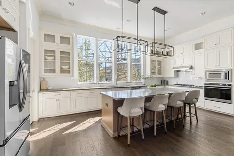 $829,000 | 1314 Hunters Meadow Lane, Houston, TX 77055