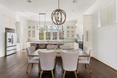 $829,000 | 1314 Hunters Meadow Lane, Houston, TX 77055