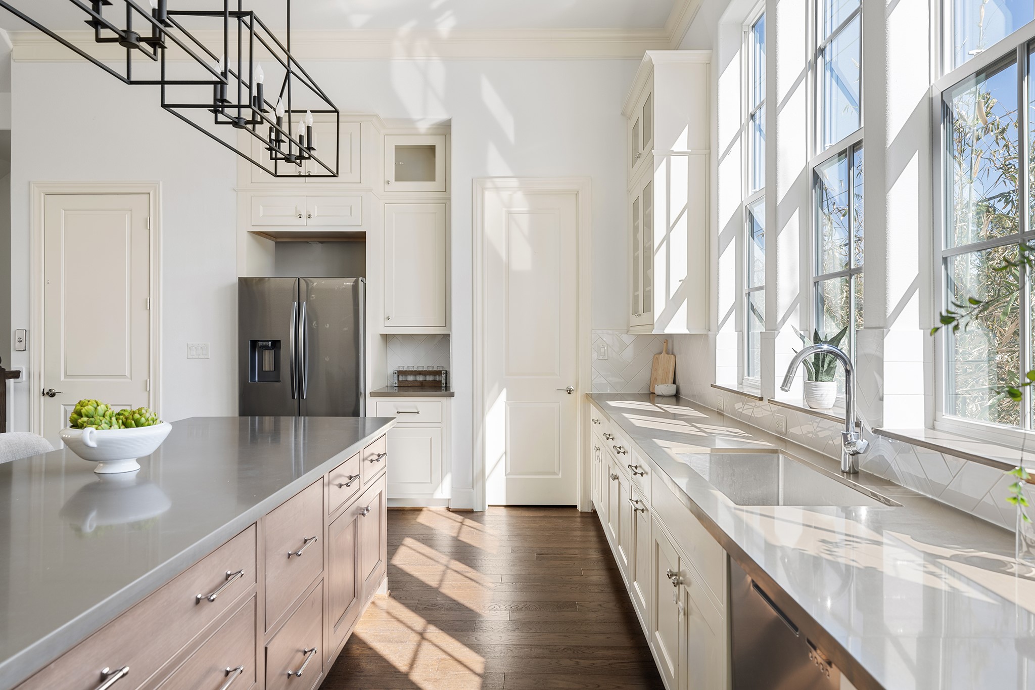 1314 Hunters Meadow Lane Houston, TX 77055 - Photo 35 of 37 This view of the kitchen shows the door leading to the walk-in pantry.
