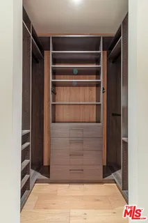 $6,000 | 1030 North Kings Road, Unit 104, West Hollywood, CA 90069