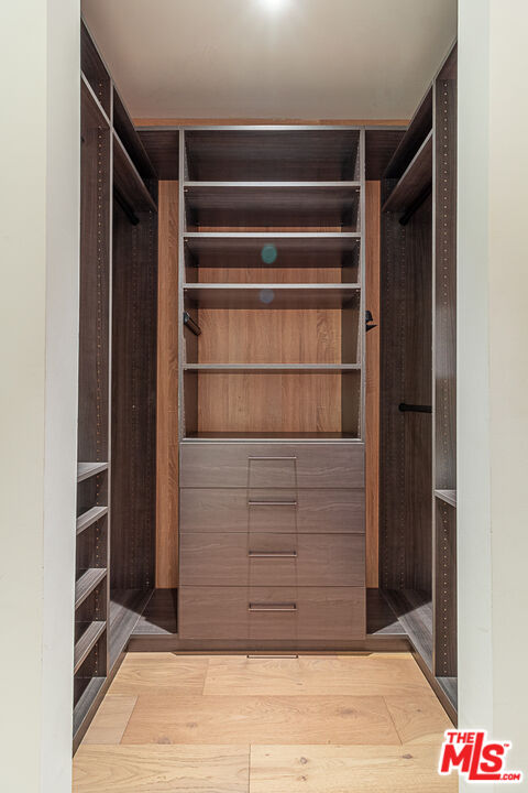 1030 North Kings Road, Unit 104 West Hollywood, CA 90069 - Photo 13 of 23