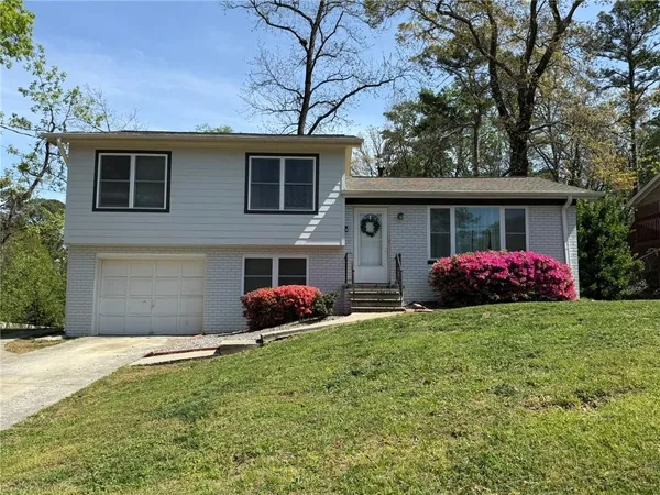 $2,000 | 1110 Mountain View Drive, Marietta, GA 30062