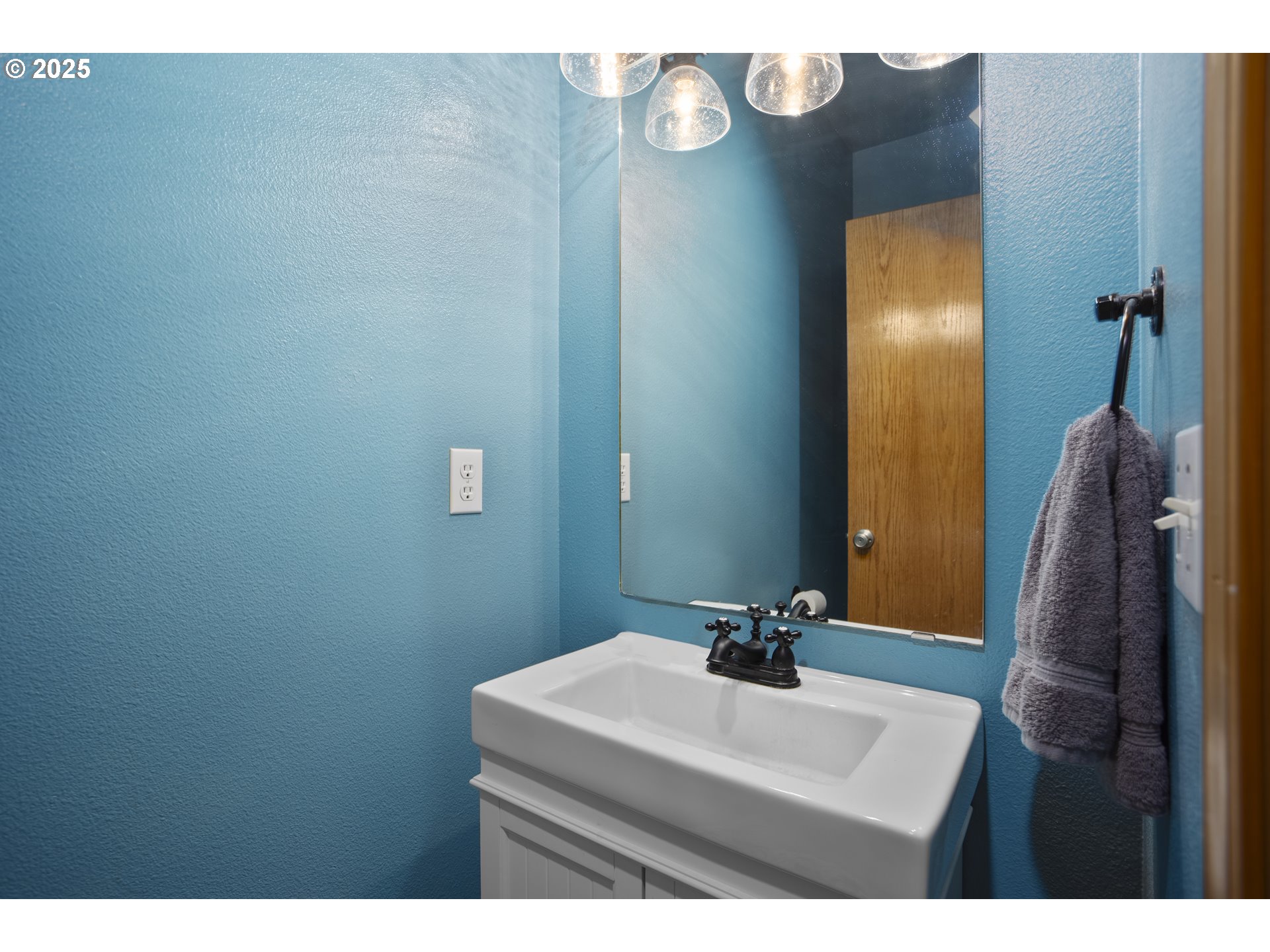 3203 Southeast 196th Avenue Camas, WA 98607 - Photo 8 of 31