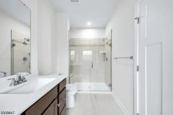 $3,800 | 7 Peckwell Street, Budd Lake, NJ 07828