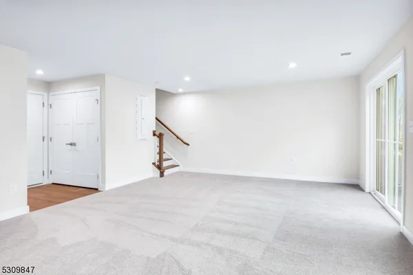 $3,800 | 7 Peckwell Street, Budd Lake, NJ 07828