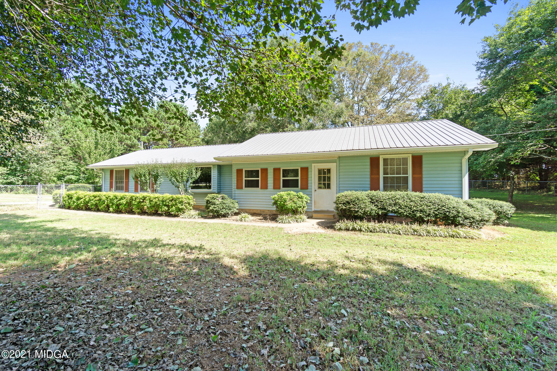 318 Oak Road Jenkinsburg, GA 30234 - Photo 1 of 34 DSC02622
